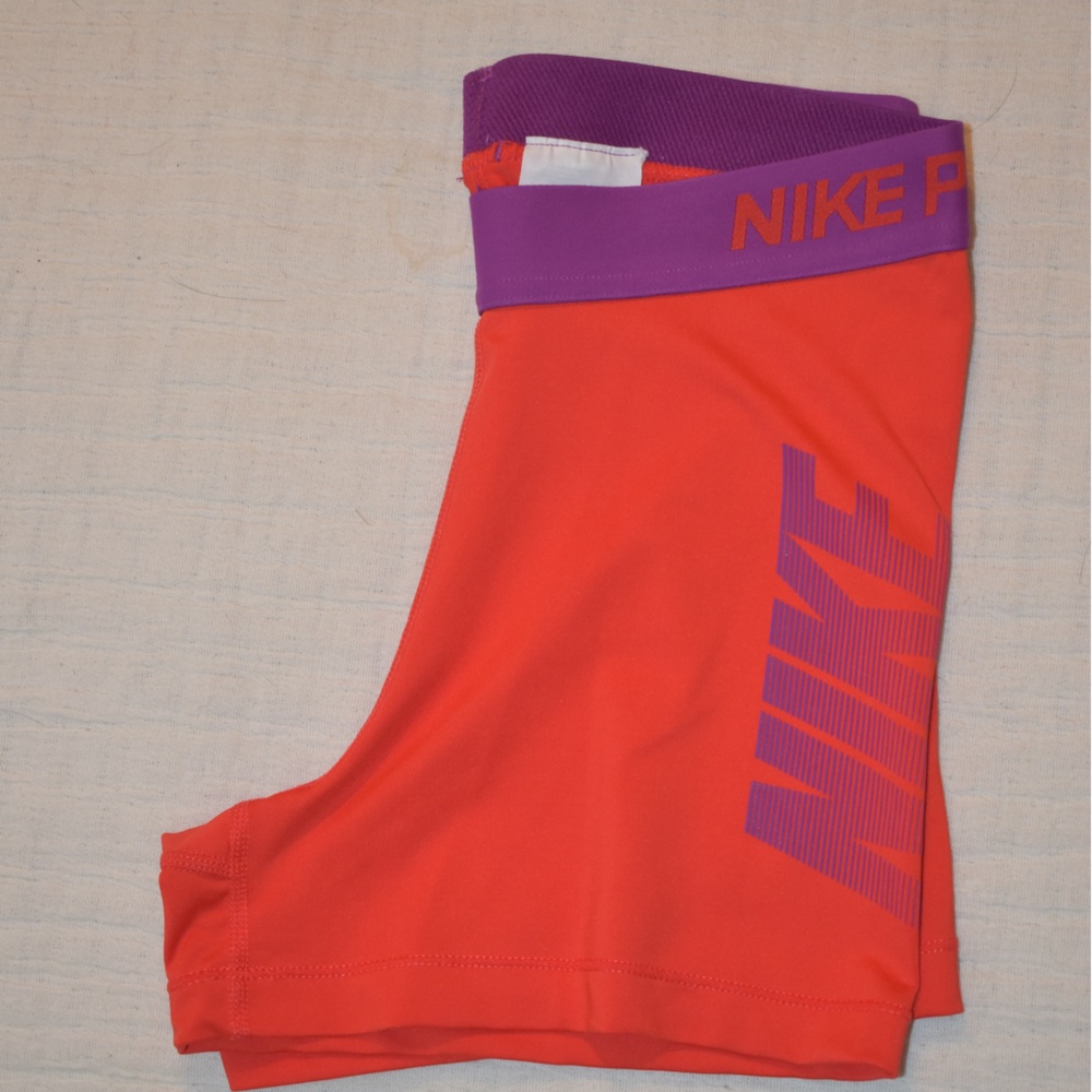 NWOT Nike Pro Spandex